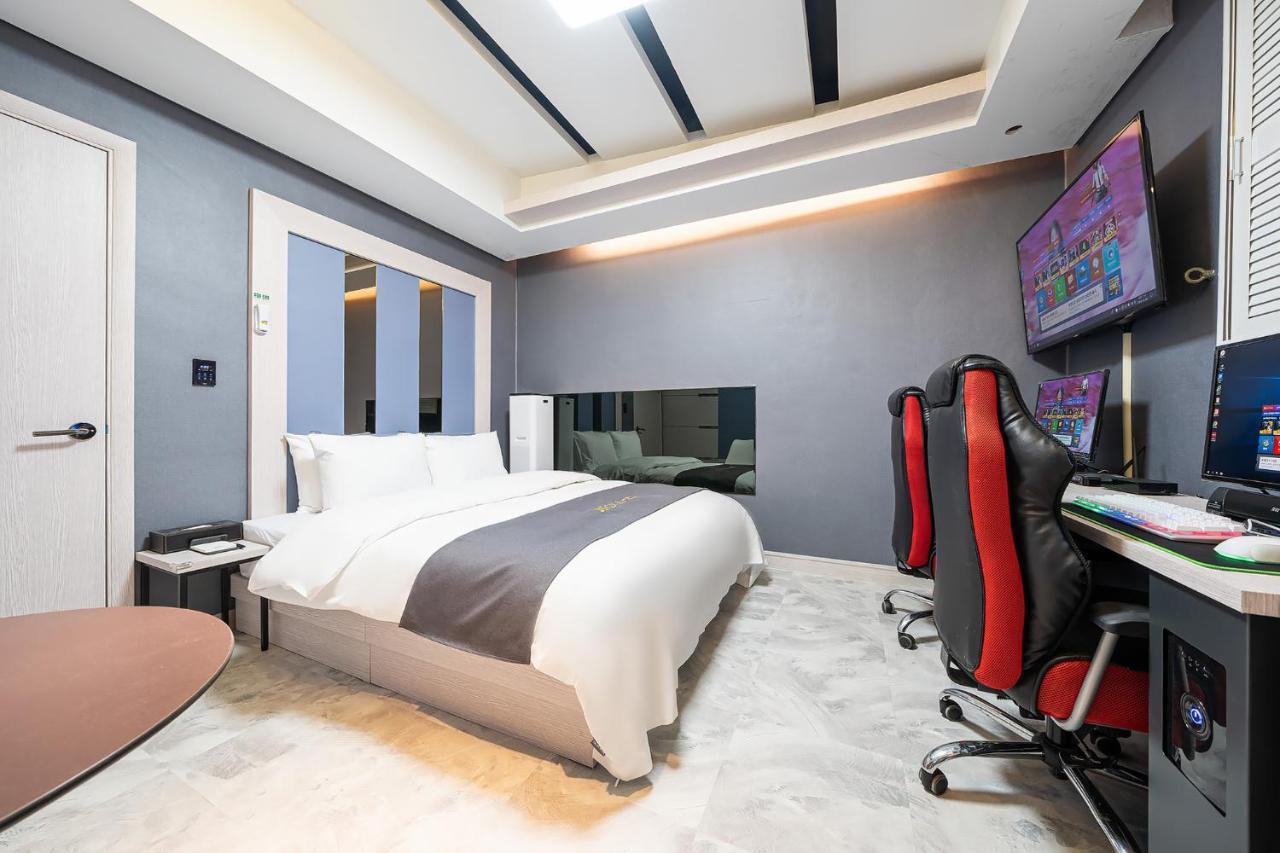 The Nox Hotel Сувон Екстер'єр фото