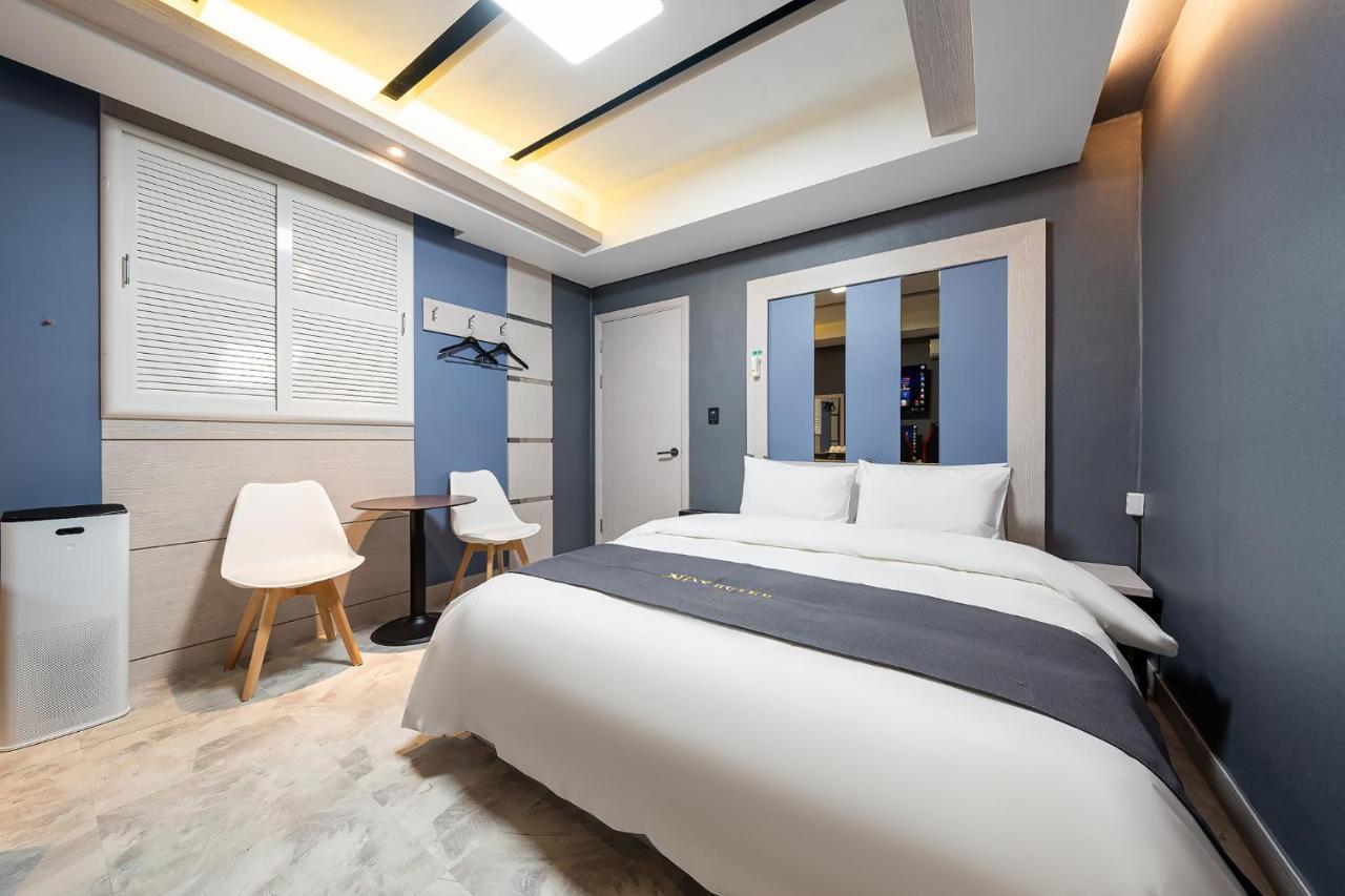 The Nox Hotel Сувон Екстер'єр фото